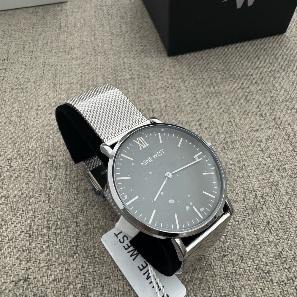 Nine West Asher Men's Silver and Black Watch✨